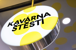 KavÔÇárna A¦üto¦ästT-